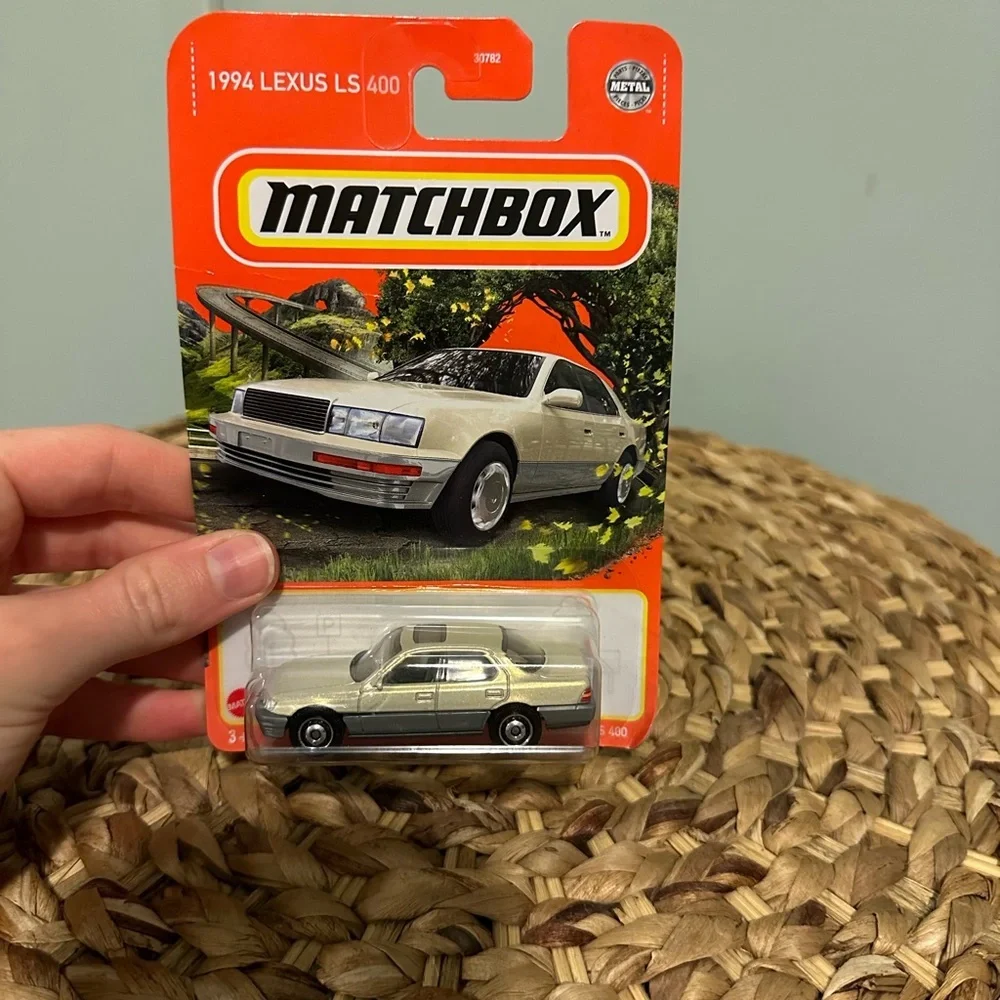 MATCHBOX 1994 LEXUS LS400